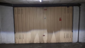 Garage in Markina-Xemein