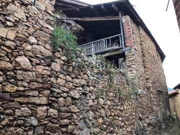 House  in Vilanova de Banat