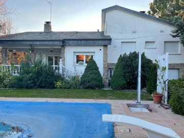 Casa o chalet 4 Habitaciones en Raya del Palancar - Guadamonte