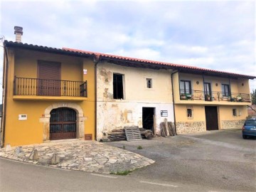 House  in San Mamés de Meruelo