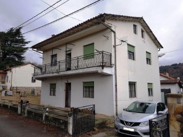 Casa o chalet 5 Habitaciones en Santa Agueda