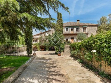 Quintas e casas rústicas 14 Quartos em Sant Esteve de Llemena