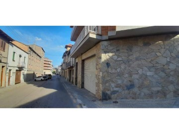 Commercial premises in Bassacs