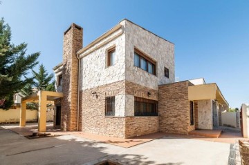 Casa o chalet 3 Habitaciones en Marchena