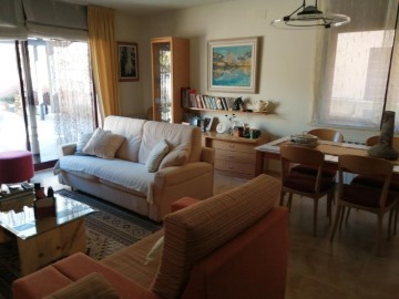 House 4 Bedrooms in Cervià de les Garrigues