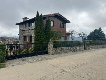 House 6 Bedrooms in Riberal