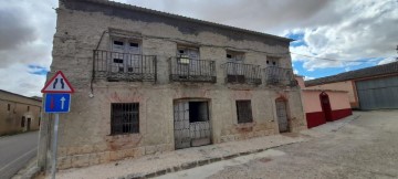 House 4 Bedrooms in Pobladura de Sotiedra