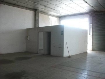 Industrial building / warehouse in Viladelleva
