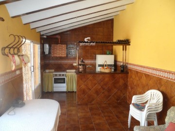 House 3 Bedrooms in Valera de Abajo