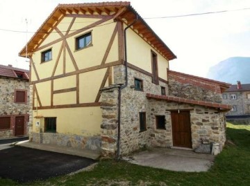 Casa o chalet 3 Habitaciones en Besande