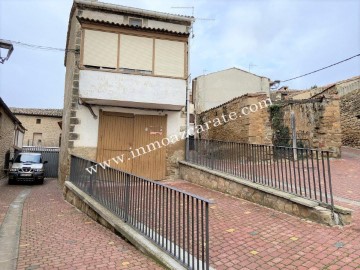 House 3 Bedrooms in Dicastillo