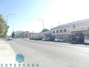 Local en La Puebla de Montalbán
