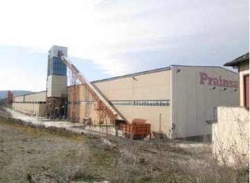 Industrial building / warehouse in Vilela