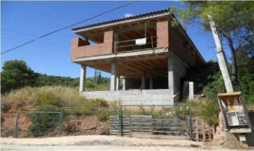 Edificio en Les Codines