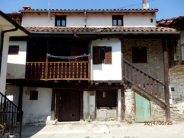 House 4 Bedrooms in Frama
