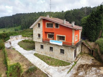 Casa o chalet 7 Habitaciones en Bocines - Nembro - Cardo