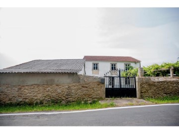 House 5 Bedrooms in Corrubedo - Oleiros - Olveira