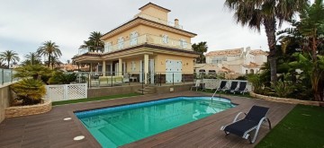 Casa o chalet 6 Habitaciones en Orihuela Costa