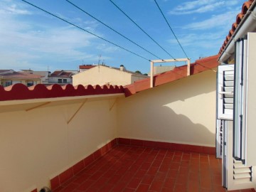 Casa o chalet 5 Habitaciones en La Granada