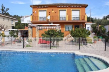 Casa o chalet 7 Habitaciones en La Pobla de Montornès