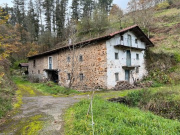 House  in Errigoiti