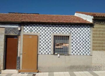 Casas rústicas 1 Habitacione en Ctra de Córdoba - Libertad