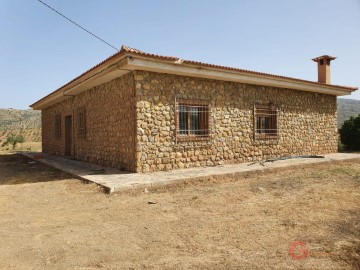 Country homes 4 Bedrooms in Timar