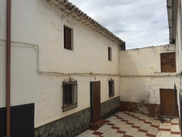House 4 Bedrooms in Píñar