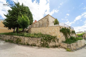 Maison 19 Chambres à Valdarachas