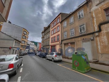 Casa o chalet 6 Habitaciones en Avenida de A Coruña - Paradai