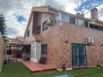 Casa o chalet 4 Habitaciones en Prado Concejil