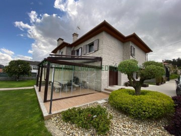 Casa o chalet 4 Habitaciones en Portela (San Mamede P.)