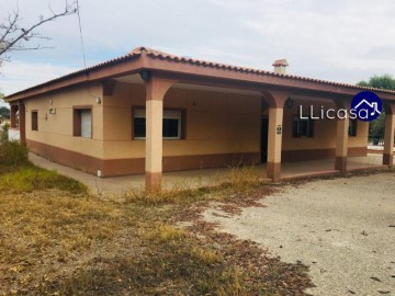 House 5 Bedrooms in Vilamarxant