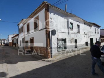 House 2 Bedrooms in Villanueva de Alcardete