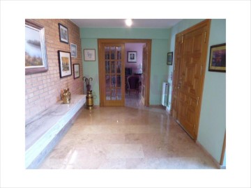 House 6 Bedrooms in Casetas - Garrapinillos - Monzalbarba