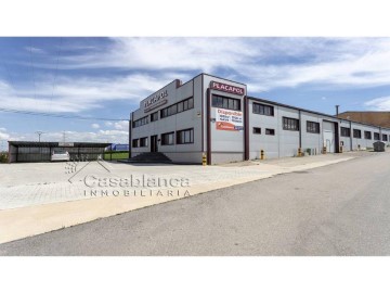 Bâtiment industriel / entrepôt à Villalbilla de Burgos