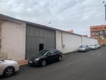 Bâtiment industriel / entrepôt à Benavente