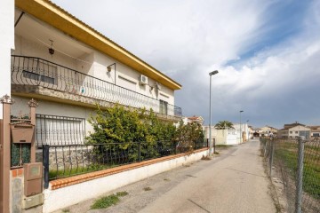 Casas rústicas 6 Habitaciones en Atarfe