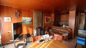 Apartment 3 Bedrooms in Estany