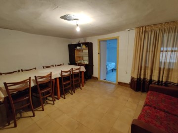Maison 4 Chambres à Rañín