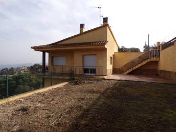 Casa o chalet 5 Habitaciones en Terrafortuna - Puig Vento