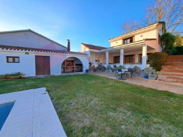 Casa o chalet 5 Habitaciones en Lardero