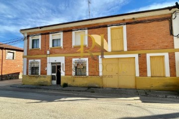 Casa o chalet 5 Habitaciones en Villamontán de la Valduerna