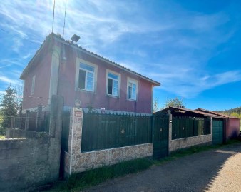 House 3 Bedrooms in Rial (San Vicente)