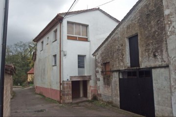 Piso 3 Habitaciones en Santa Agueda