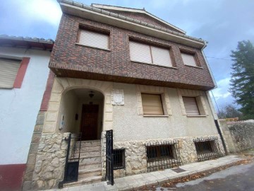 House 7 Bedrooms in Soncillo