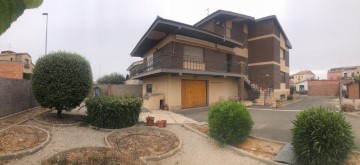 House 6 Bedrooms in Anglesola