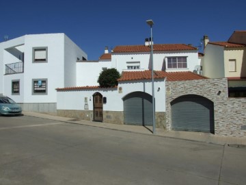 Casa o chalet 4 Habitaciones en Los Santos de Maimona