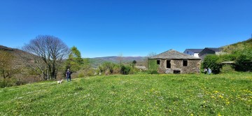 Maisons de campagne à Triacastela (Santiago)