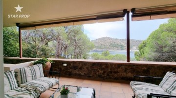 House 7 Bedrooms in Colera